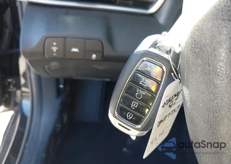 2023 Hyundai Elantra Sel z USA, uszkodzony, nr VIN 5NPLM4AG8PH089026